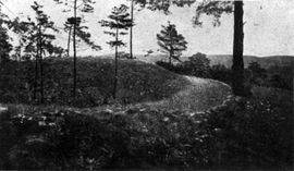 Tabor. Historisches Foto des Vorwerks (1920) - © Aus: Kiennast: Chronik, Abb. 6 (Archiv für Mittelalterarchäologie)