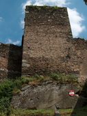 Kaja. Der westliche Bergfried der Kernburg (2003) - © Thomas Kühtreiber