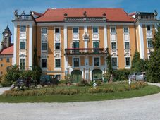 Kirchberg. Ansicht der Torfassade des Schlosses (2003) - © Patrick Schicht