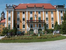 Kirchberg. Ansicht der Torfassade des Schlosses (2003) - © Patrick Schicht