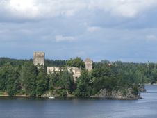 Lichtenfels. Ansicht der Burg von W (2005) - © Olaf Wagener