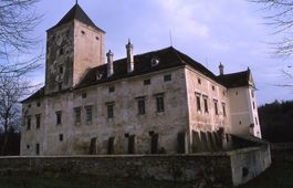 Oberhöflein. Ansicht des Schlosses von NW (1999) - © Thomas Zoder