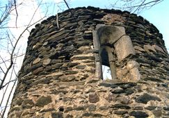 Pernegg I. Außenansicht der Apsis der Burgkapelle (1999) - © Gerhard Reichhalter