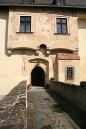 Ranna. Torfassade des Schloses (2008) - © Gerhard Reichhalter