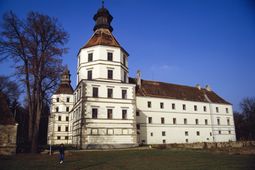 Schwarzenau II. Ansicht des Schlosses von S (1984) - © Leopold Mayböck
