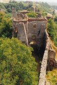 Weitenegg. Ansicht des westlichen Burghofes von W (1999) - © Gerhard Reichhalter