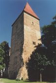 Orth. Außenansicht eines Eckturms (2004) - © Gerhard Reichhalter