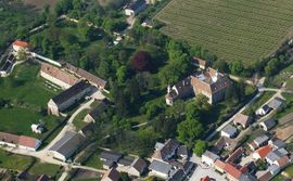 Poysbrunn. Luftbild der Schlossanlage von S (2004) - © Gabriele Scharrer-Liška